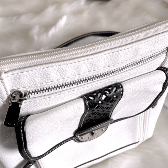 B.O.C. Crossbody Purse - Picture 2 of 14